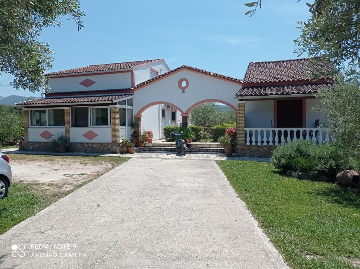 Villa Yannis Roda  Bagian luar foto